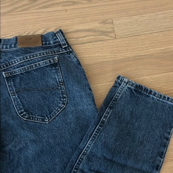 Women's Classic Blue Jeans - Picture 3 of 4